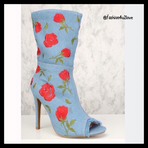 ❤️Size 6.5 Floral Embroidered Mid Calf Booties - Picture 5 of 6